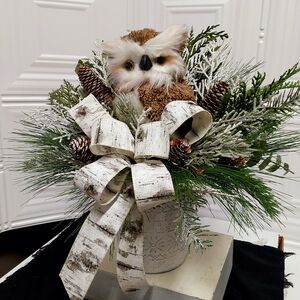 Owl and Pinecone Holiday Arrangement